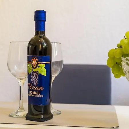 Velvet * ドゥブロブニク